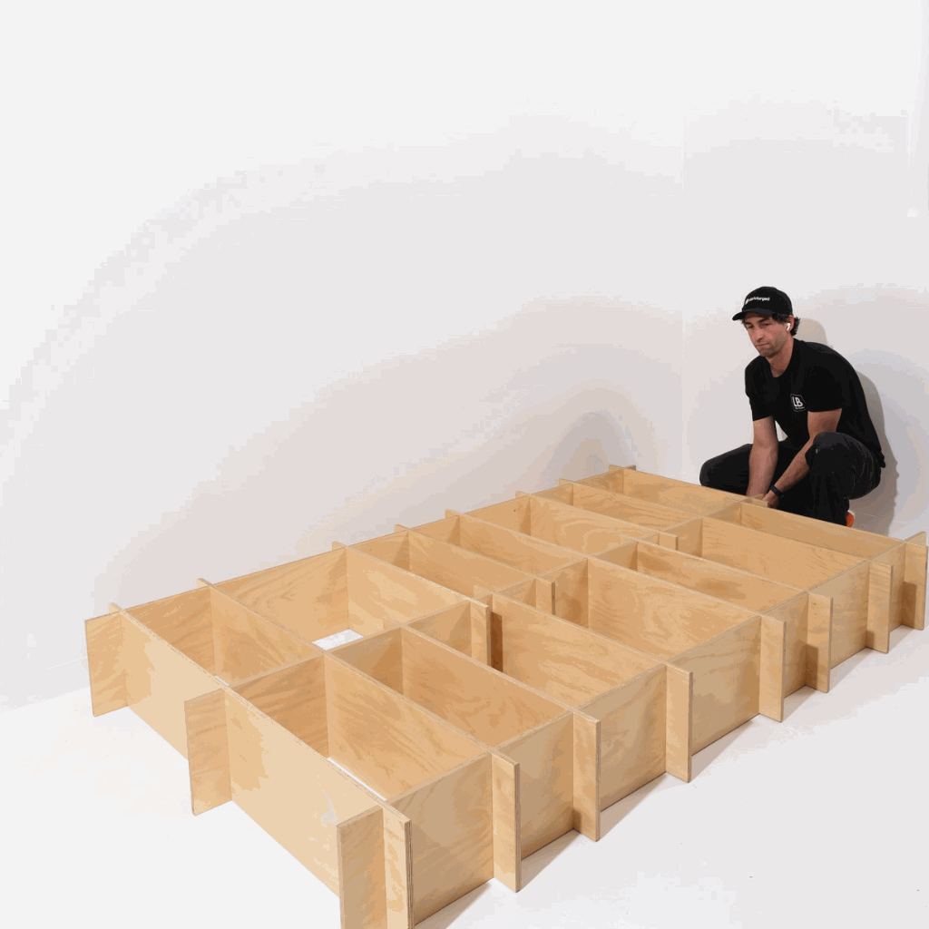 Jem standing The Shelves up